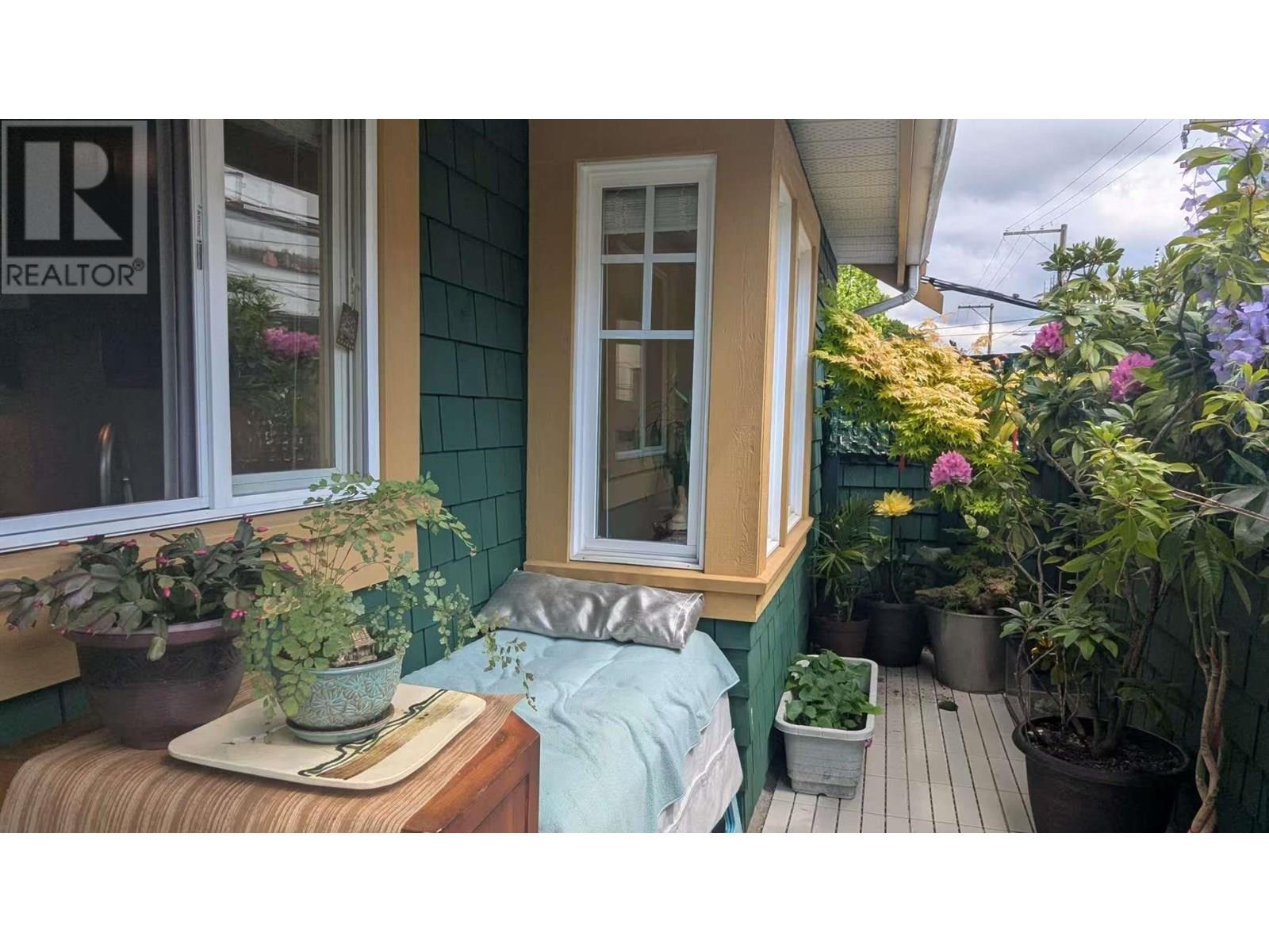 2952 W 8th Avenue, Vancouver, British Columbia  V6K 2C1 - Photo 16 - R3015115
