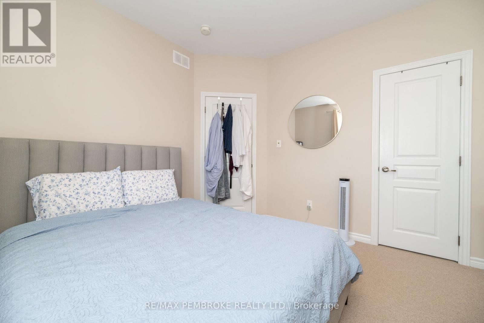 547 Gardner Crescent, Petawawa, Ontario  K8H 0C4 - Photo 21 - X12217709