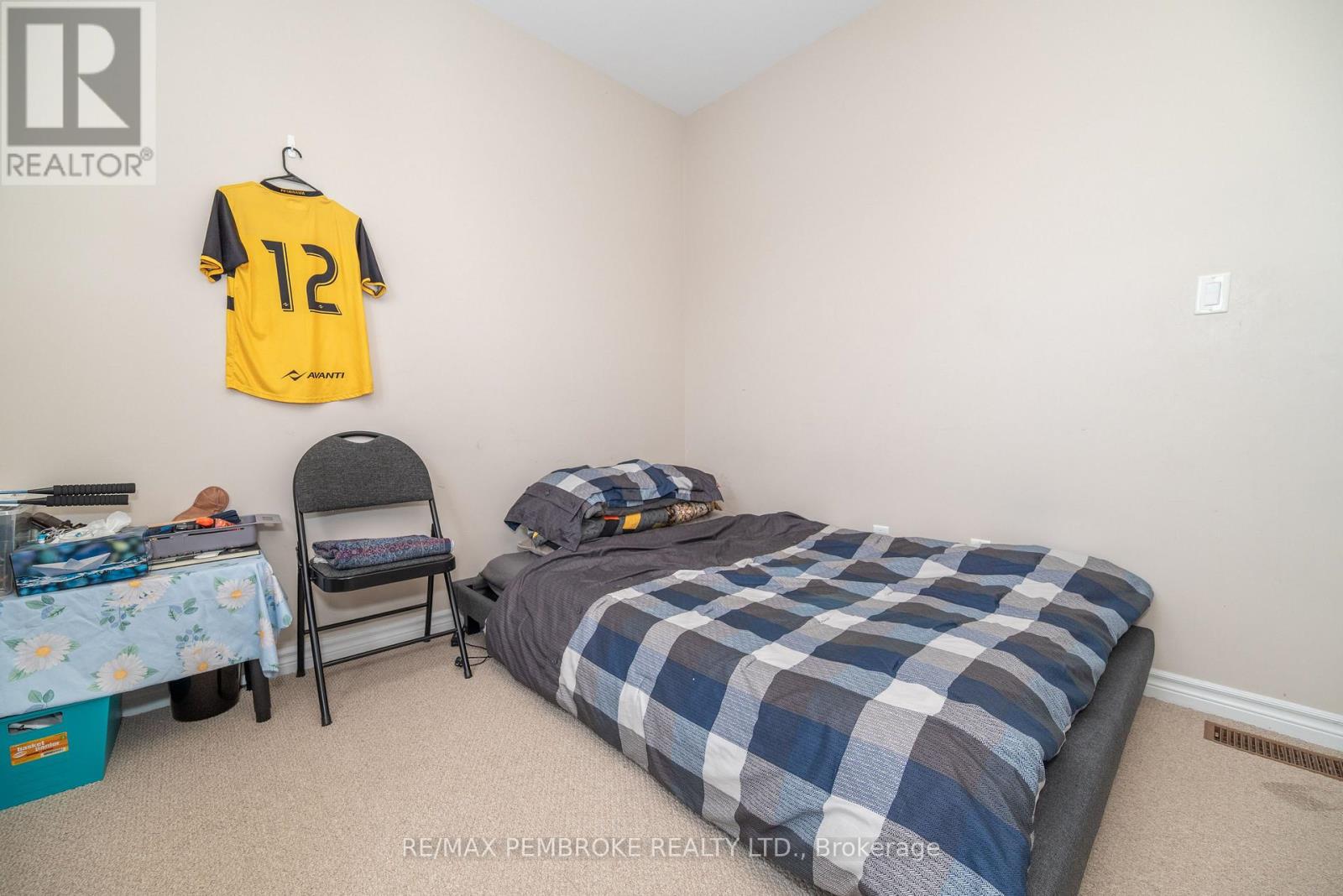 547 Gardner Crescent, Petawawa, Ontario  K8H 0C4 - Photo 27 - X12217709