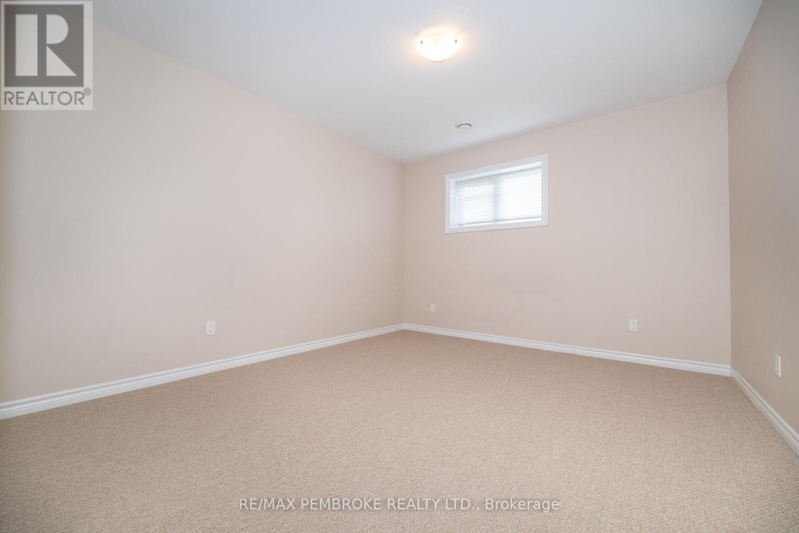 547 Gardner Crescent, Petawawa, Ontario  K8H 0C4 - Photo 31 - X12217709