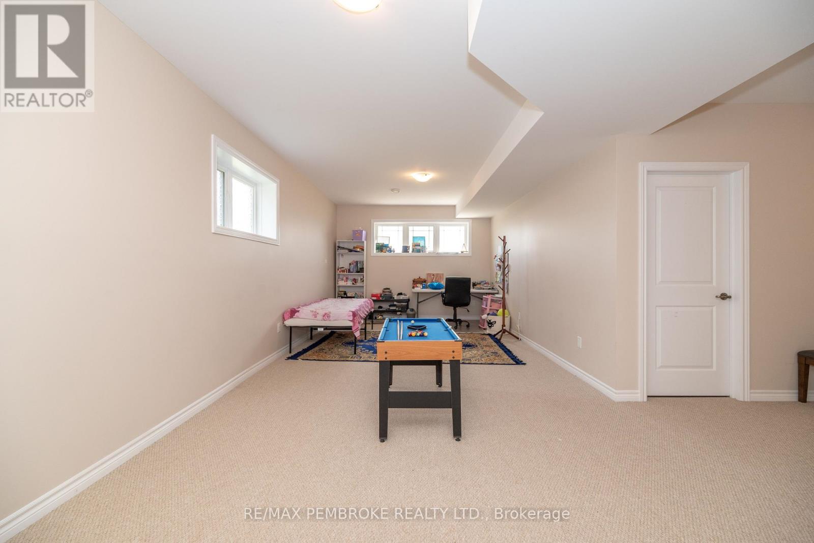 547 Gardner Crescent, Petawawa, Ontario  K8H 0C4 - Photo 41 - X12217709