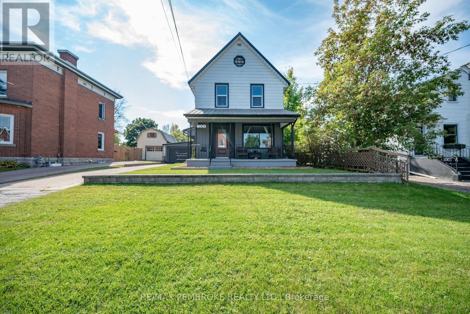 594 MILLER STREET, Pembroke, Ontario