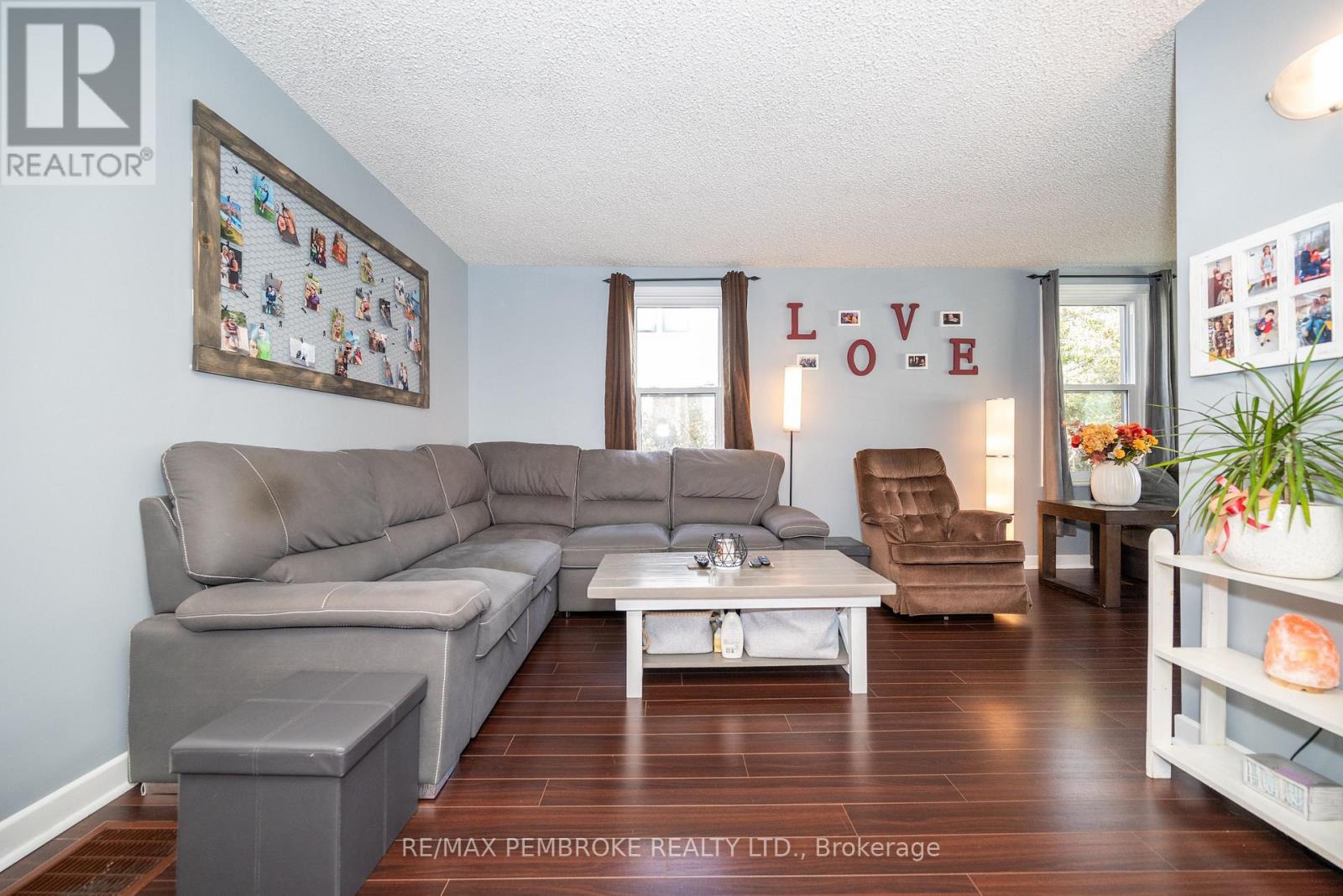 594 Miller Street, Pembroke, Ontario  K8A 6A2 - Photo 12 - X12217712