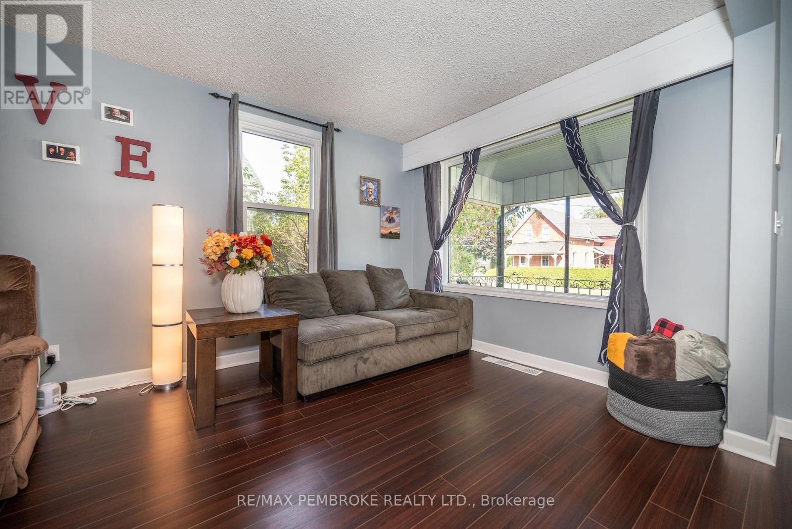594 Miller Street, Pembroke, Ontario  K8A 6A2 - Photo 14 - X12217712