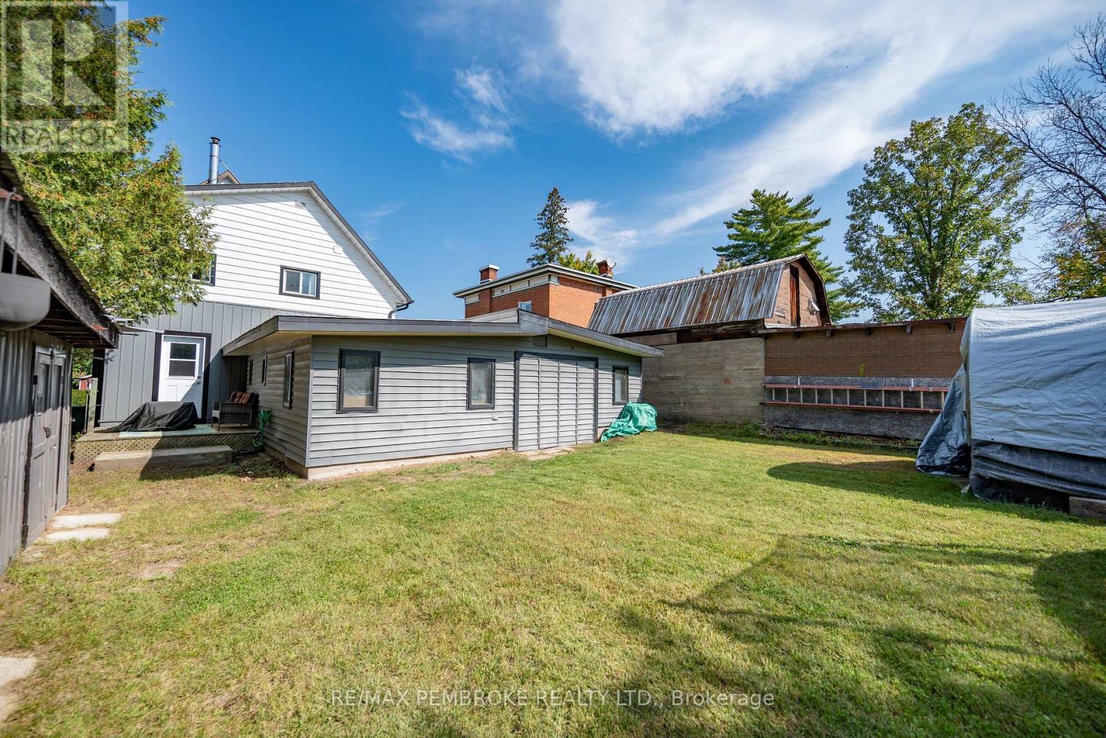 594 Miller Street, Pembroke, Ontario  K8A 6A2 - Photo 34 - X12217712