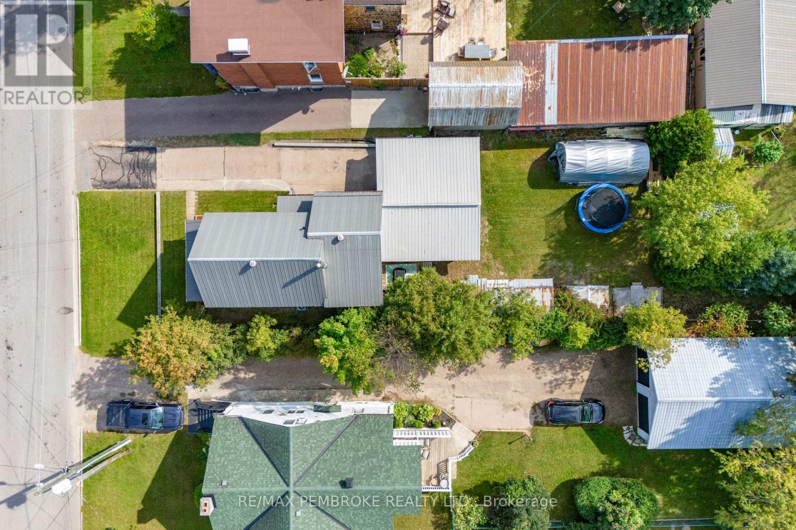 594 Miller Street, Pembroke, Ontario  K8A 6A2 - Photo 45 - X12217712