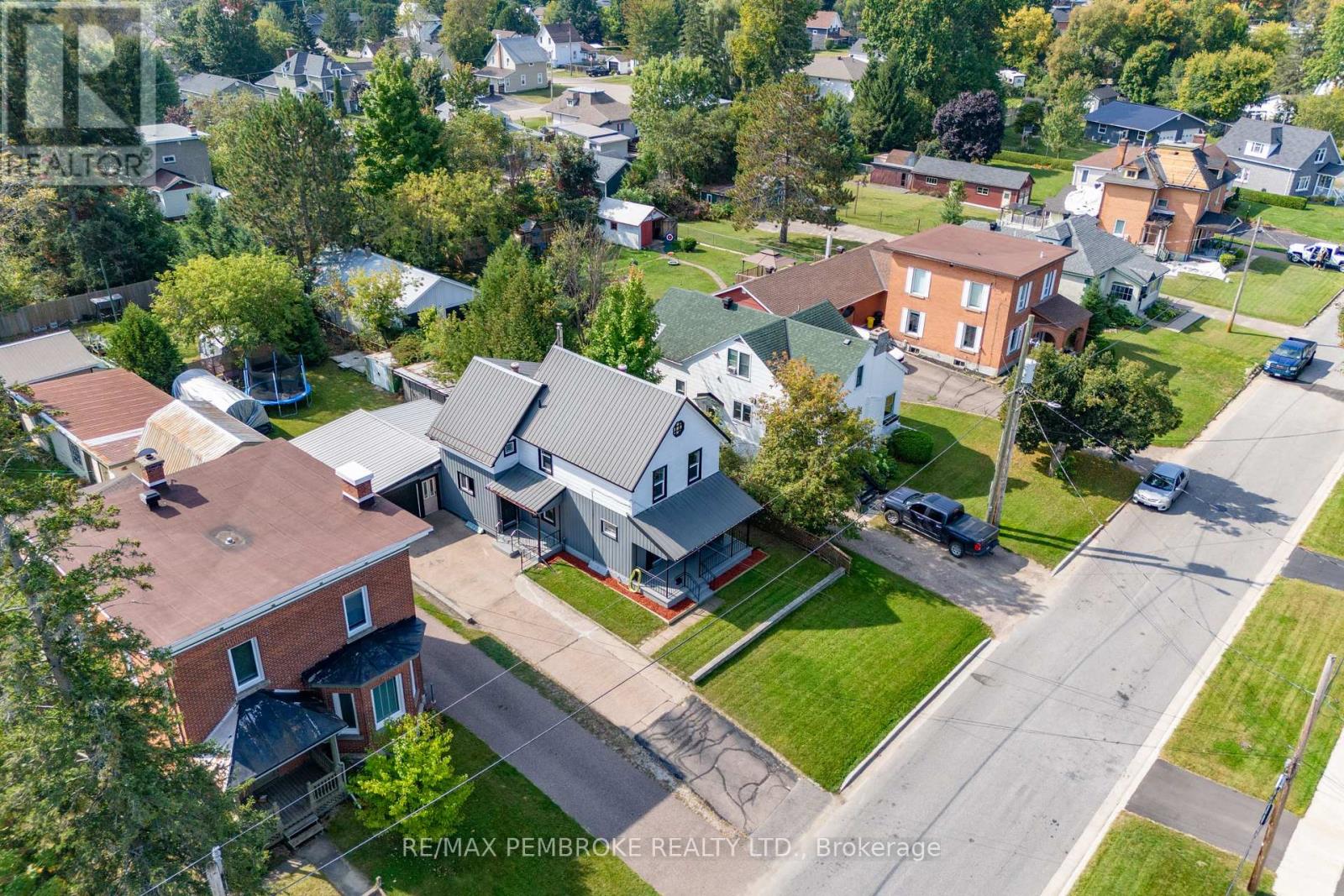 594 Miller Street, Pembroke, Ontario  K8A 6A2 - Photo 48 - X12217712
