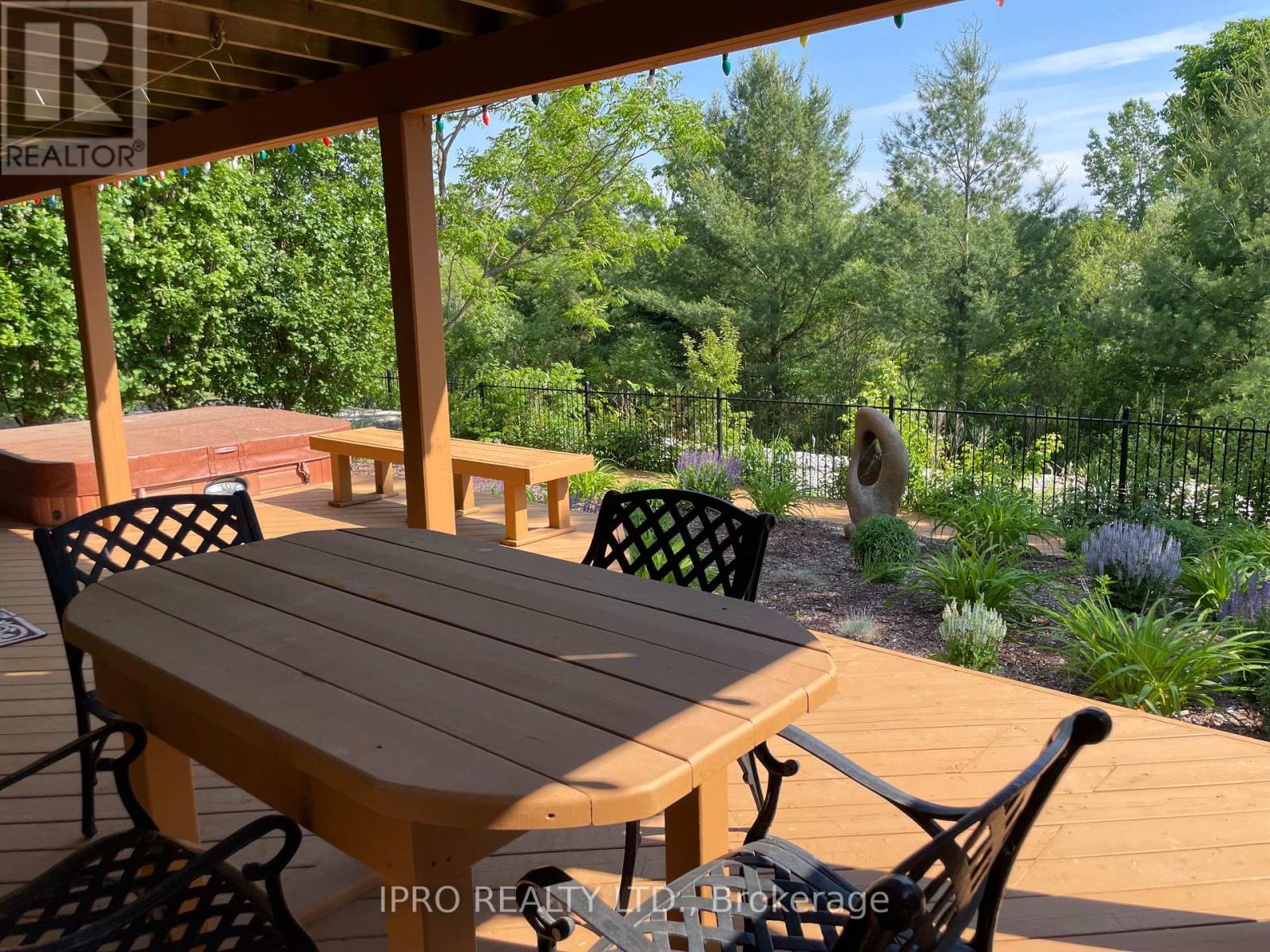 22 Bowman Street, Halton Hills, Ontario  L7G 6G6 - Photo 34 - W12134876