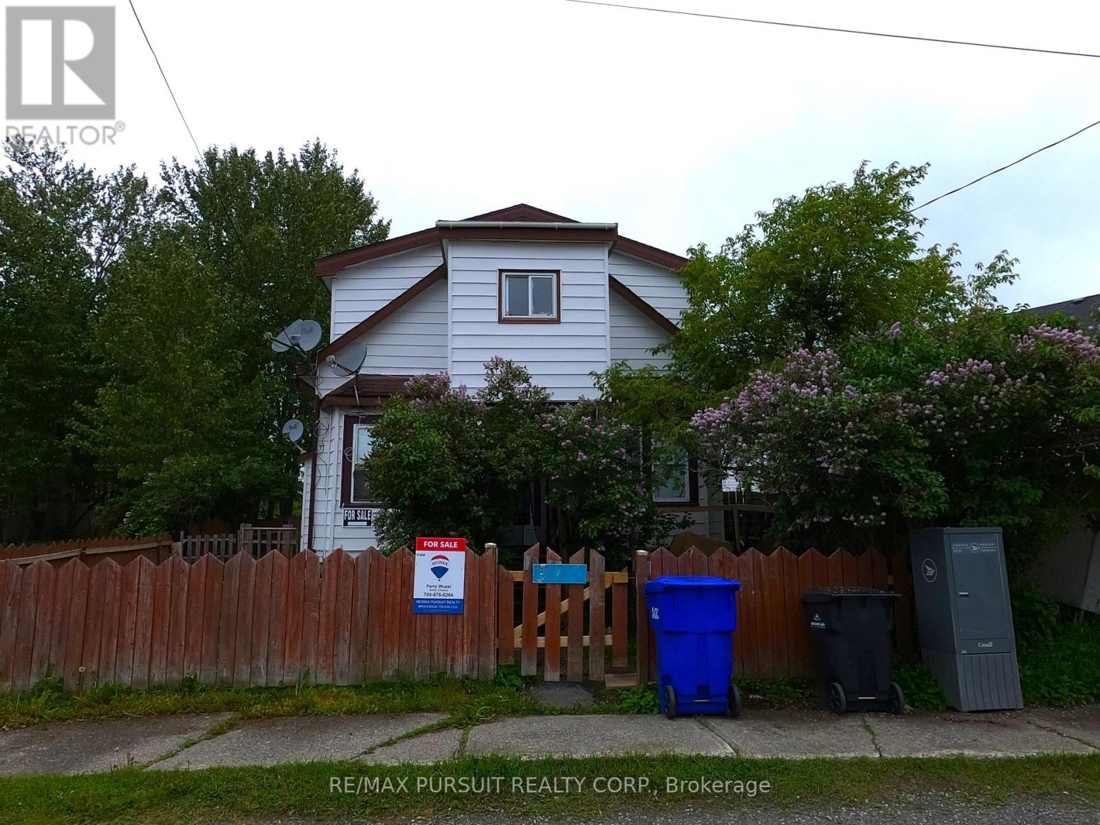 10 Mckelvie Avenue, Kirkland Lake, Ontario  P2N 2K4 - Photo 2 - T12099444