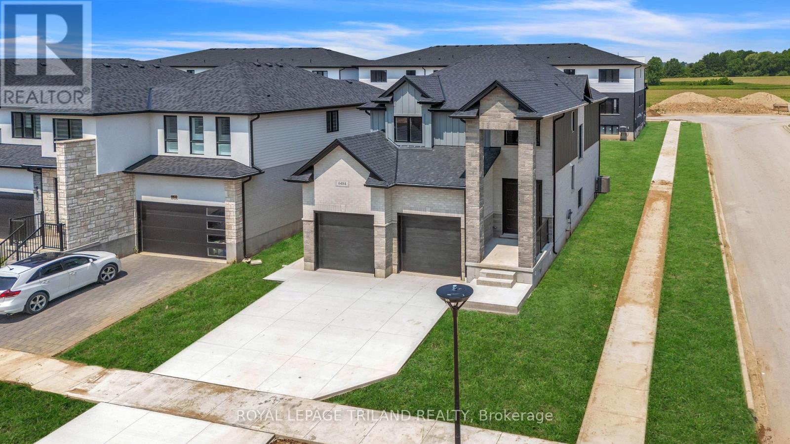 6484 Heathwoods Avenue, London South, Ontario  N6P 0J7 - Photo 3 - X12184950