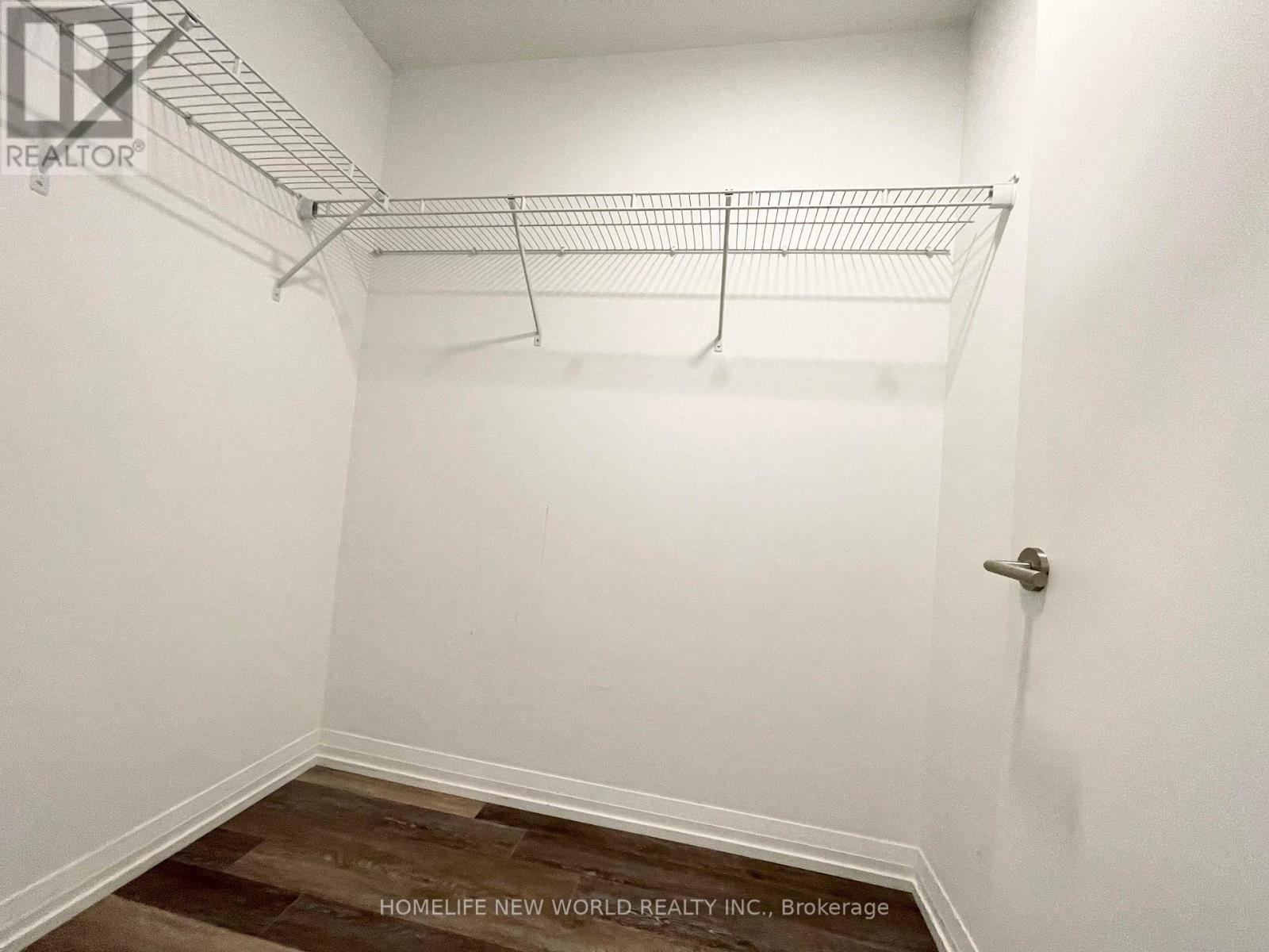 207 - 75 Canterbury Place, Toronto, Ontario  M2N 0L2 - Photo 14 - C12173823