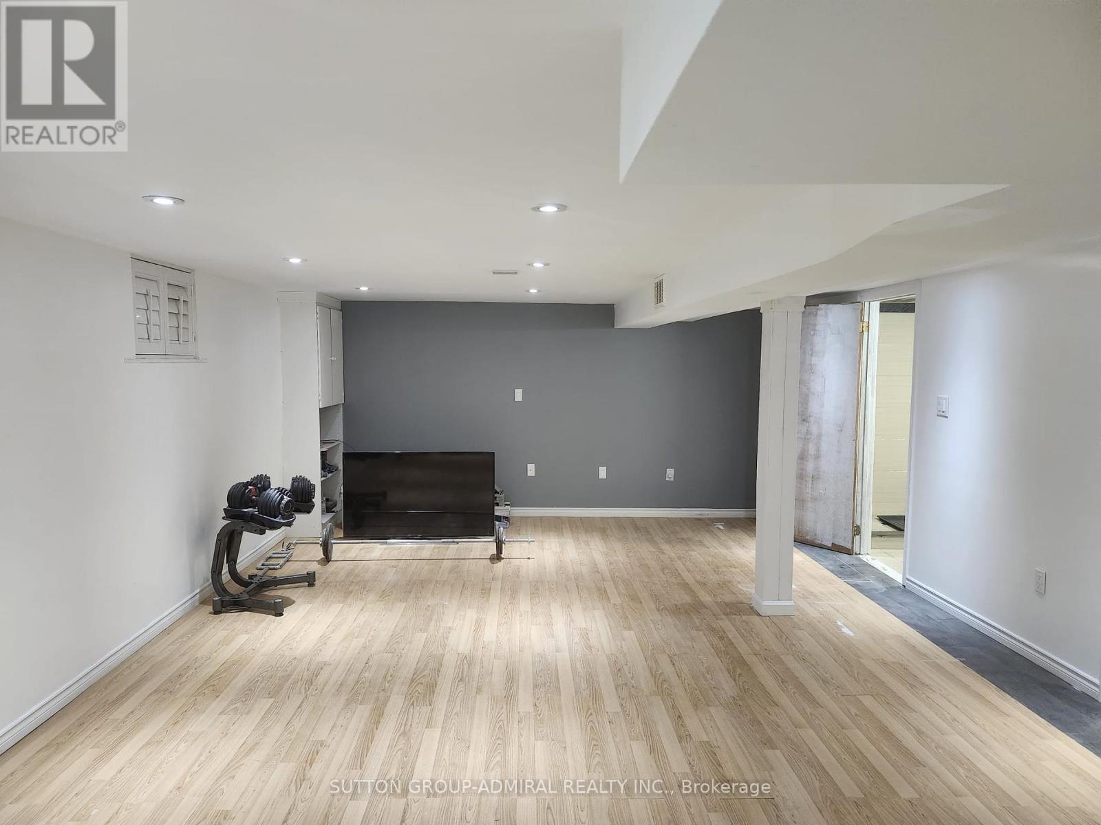 602 Dean Avenue, Oshawa, Ontario  L1H 3E9 - Photo 4 - E12217257