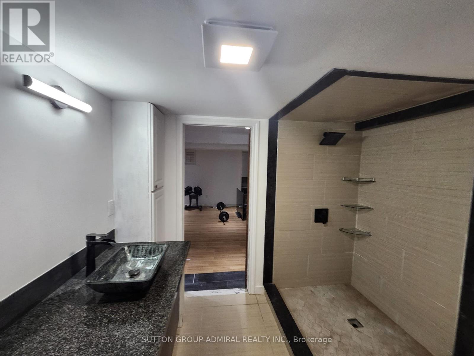 602 Dean Avenue, Oshawa, Ontario  L1H 3E9 - Photo 5 - E12217257