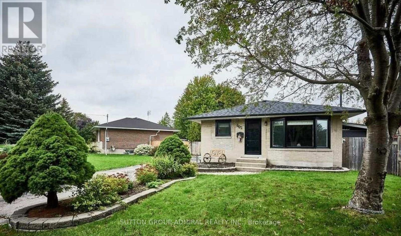602 DEAN AVENUE, oshawa (donevan), Ontario