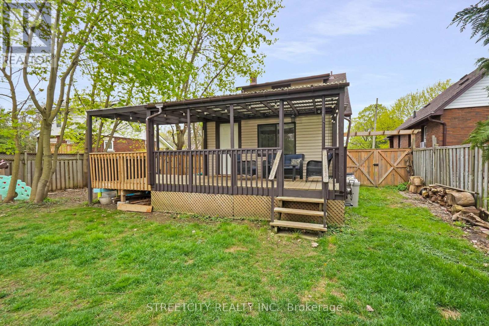 85 Springbank Drive, London South (South F), Ontario  N6J 1E5 - Photo 33 - X12217752
