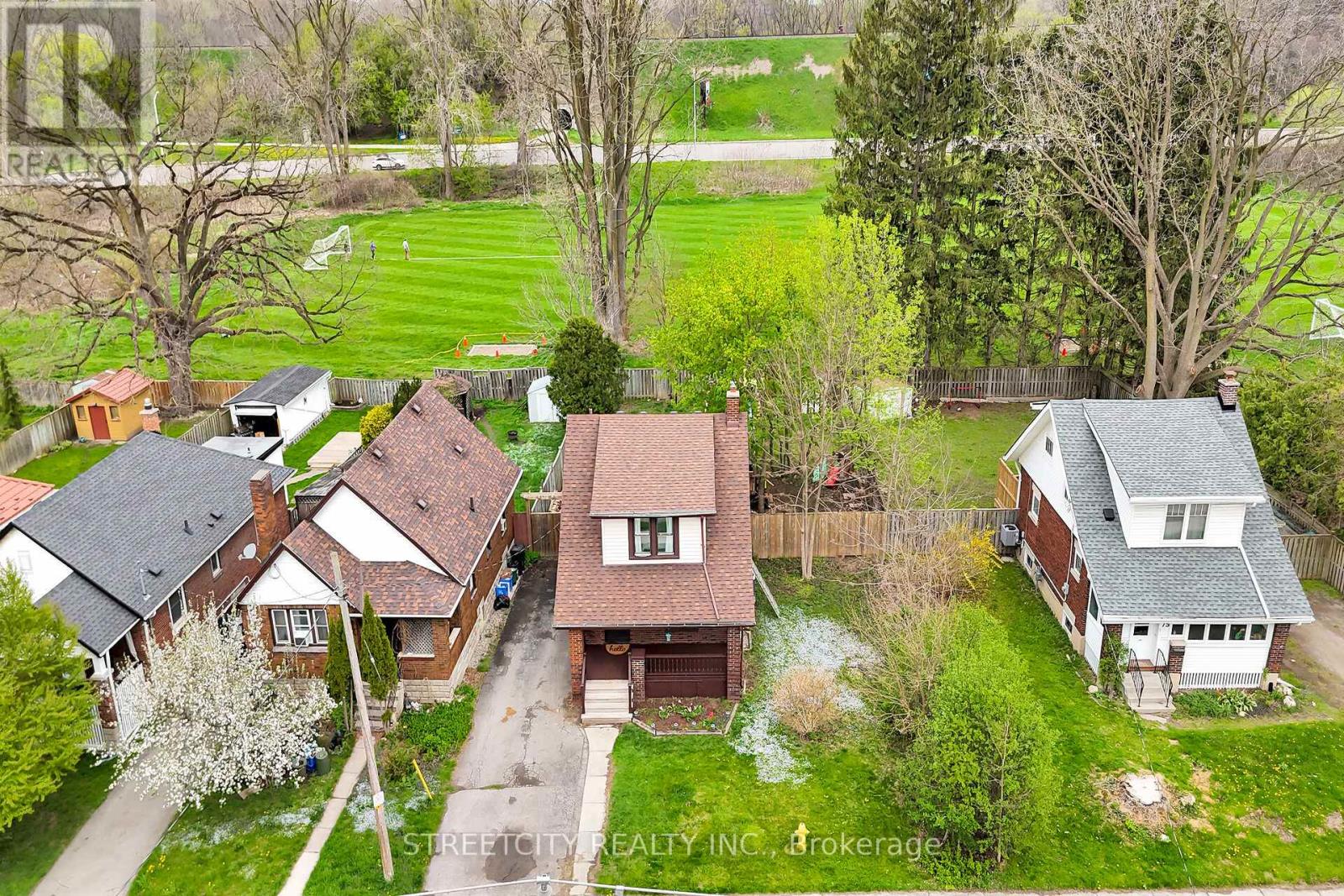 85 Springbank Drive, London South (South F), Ontario  N6J 1E5 - Photo 36 - X12217752