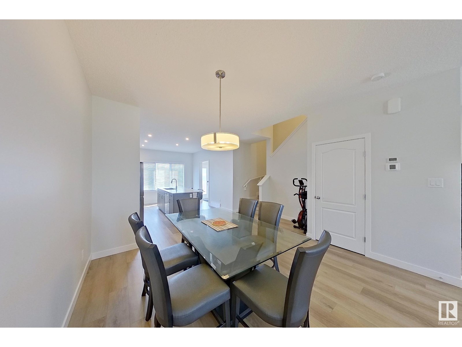 2403 Trumpeter Way Nw Nw, Edmonton, Alberta  T5S 0R8 - Photo 12 - E4442135