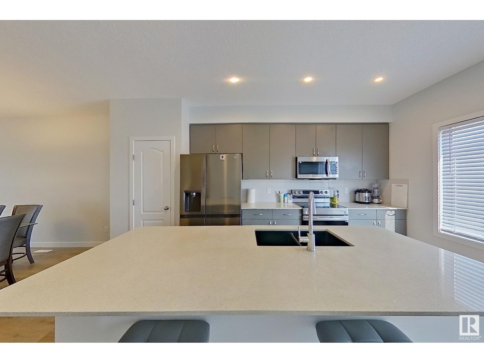2403 Trumpeter Way Nw Nw, Edmonton, Alberta  T5S 0R8 - Photo 14 - E4442135