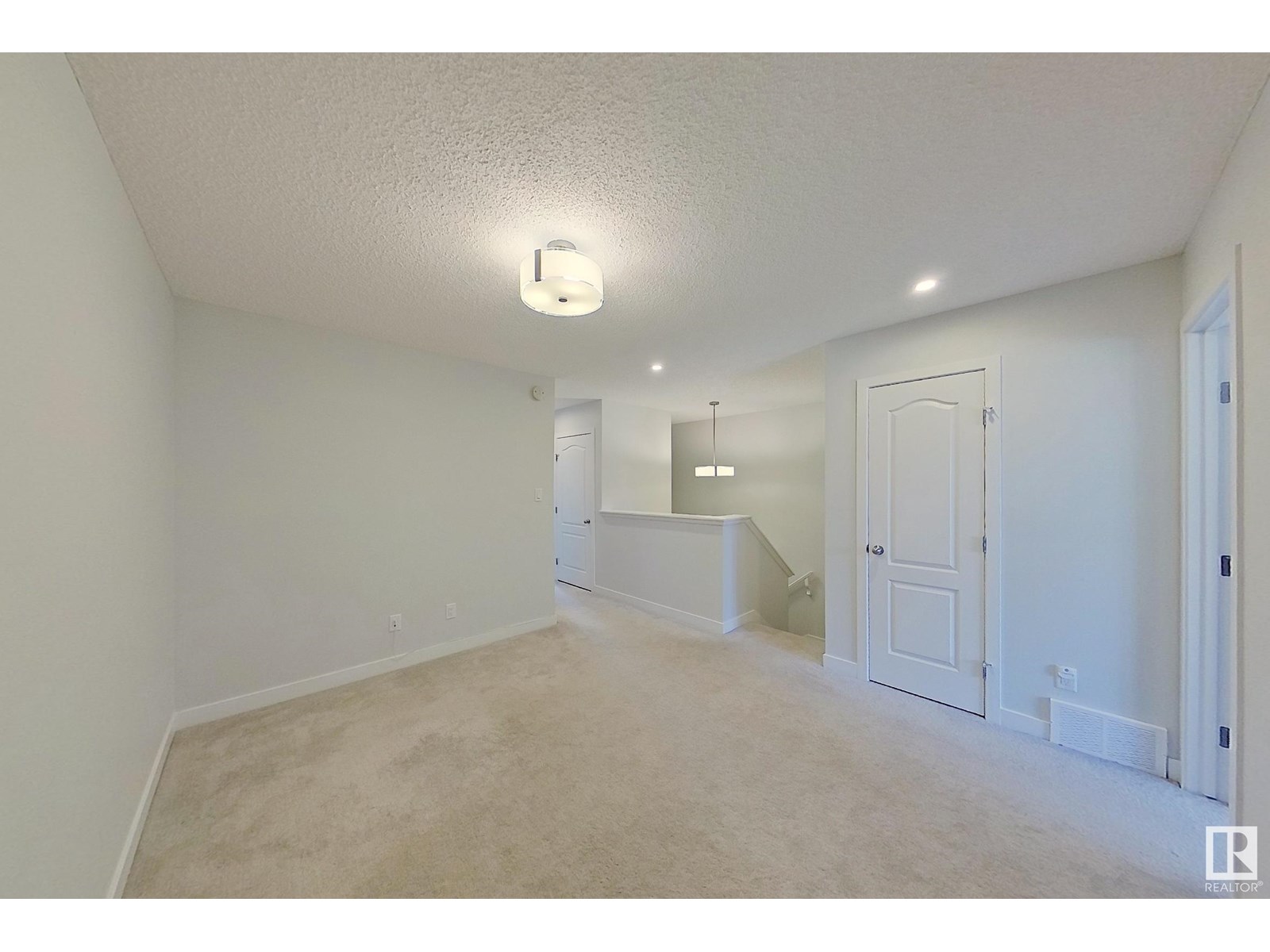 2403 Trumpeter Way Nw Nw, Edmonton, Alberta  T5S 0R8 - Photo 22 - E4442135