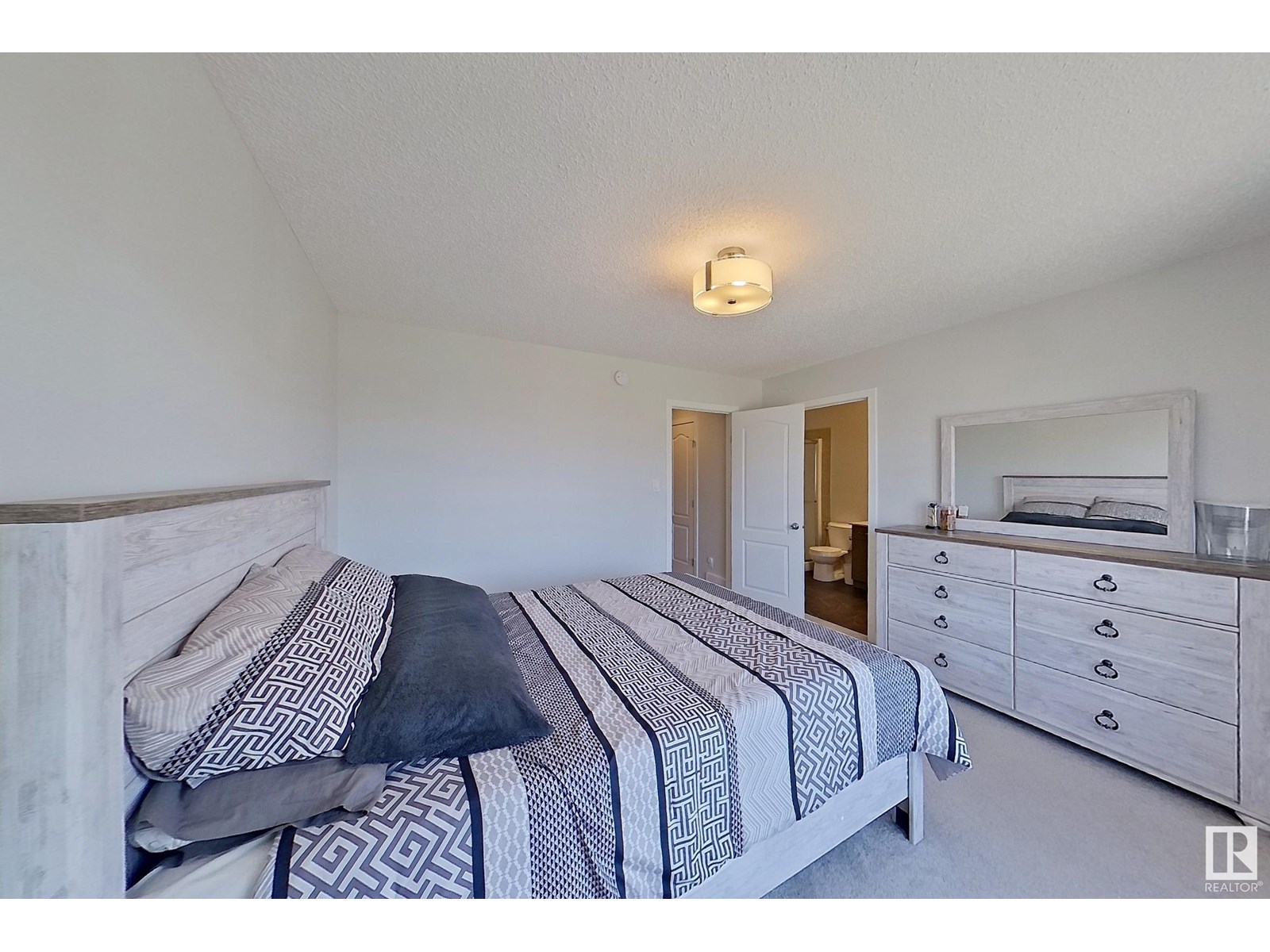 2403 Trumpeter Way Nw Nw, Edmonton, Alberta  T5S 0R8 - Photo 27 - E4442135