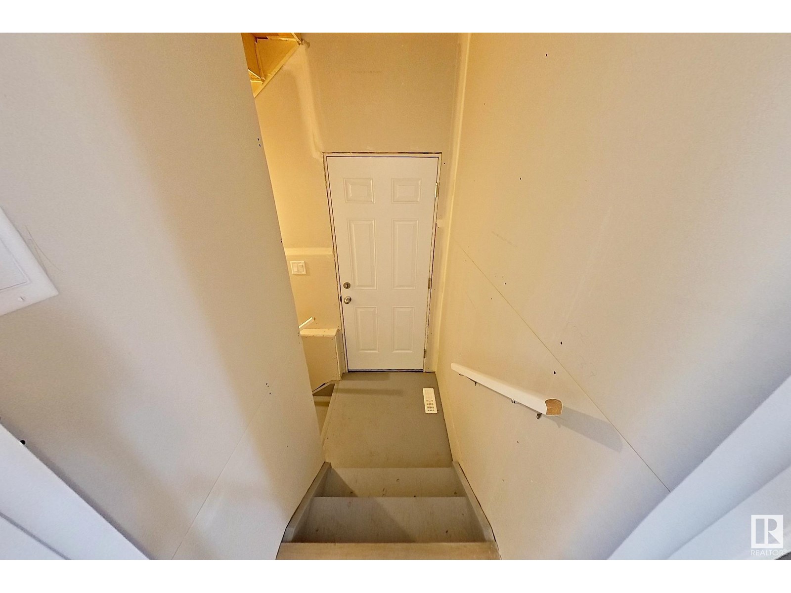 2403 Trumpeter Way Nw Nw, Edmonton, Alberta  T5S 0R8 - Photo 30 - E4442135