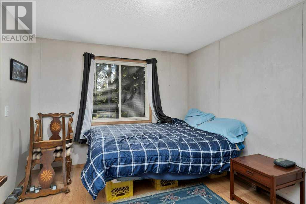 410 Bourbon Avenue, Winfield, Alberta  T0C 2X0 - Photo 15 - A2217730