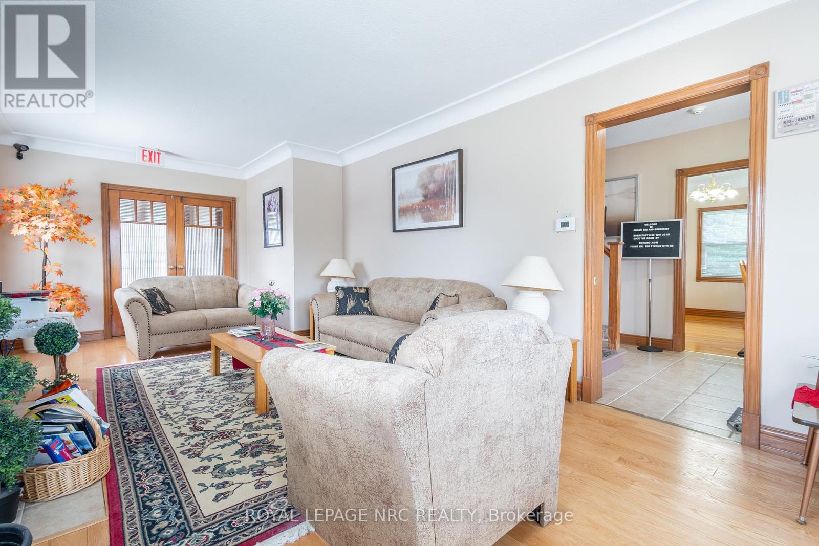 6257 Dunn Street, Niagara Falls (Dorchester), Ontario  L2G 2P6 - Photo 19 - X12217734