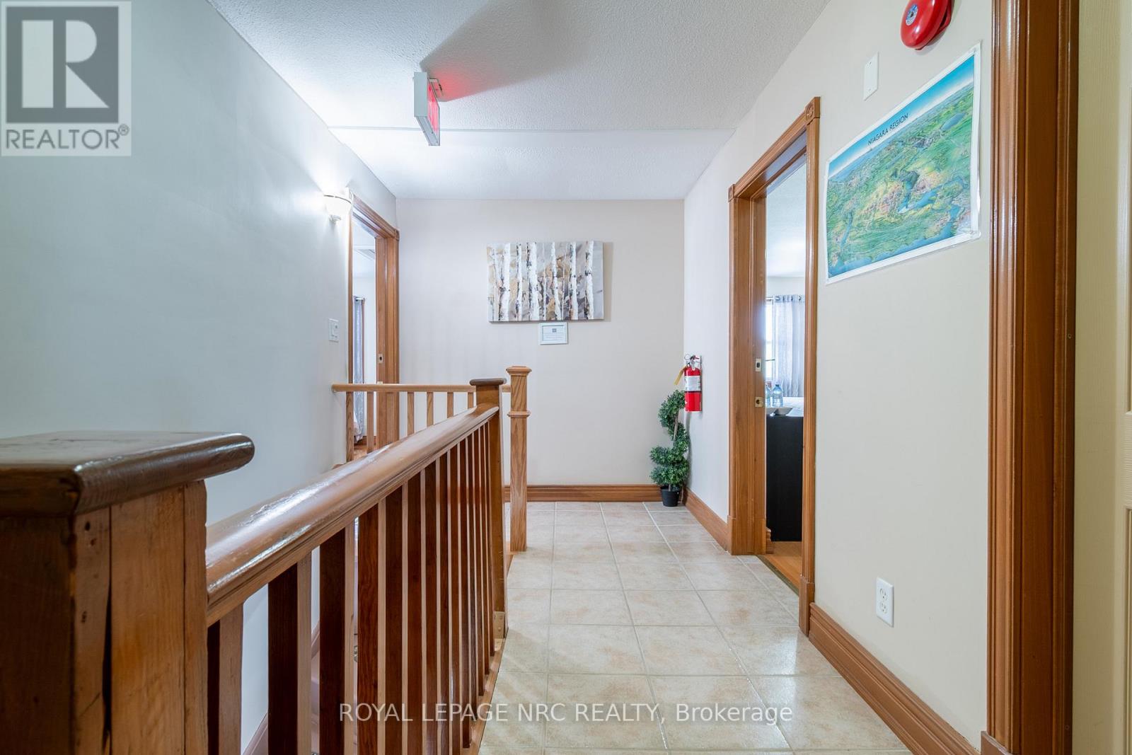 6257 Dunn Street, Niagara Falls (Dorchester), Ontario  L2G 2P6 - Photo 32 - X12217734