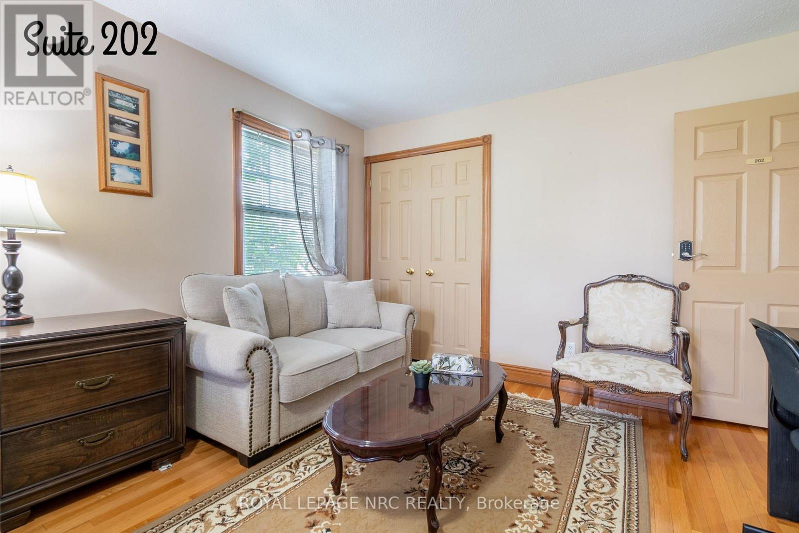 6257 Dunn Street, Niagara Falls (Dorchester), Ontario  L2G 2P6 - Photo 36 - X12217734