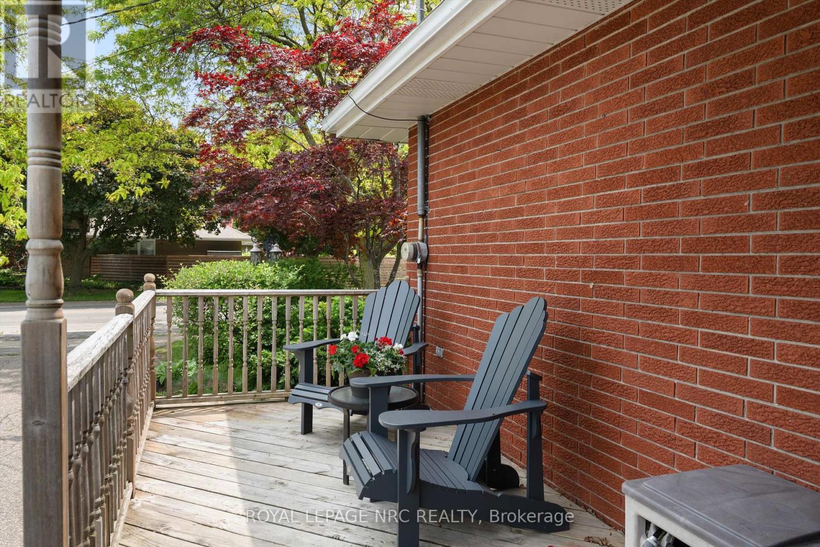 533 Vine Street, St. Catharines (Vine/linwell), Ontario  L2M 3T5 - Photo 4 - X12217759