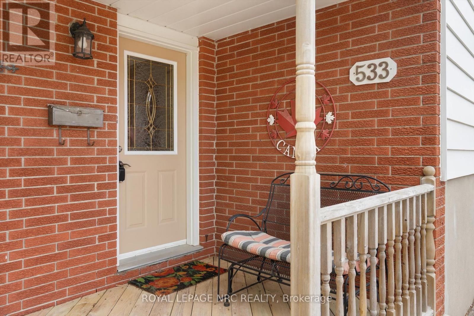 533 Vine Street, St. Catharines (Vine/linwell), Ontario  L2M 3T5 - Photo 5 - X12217759