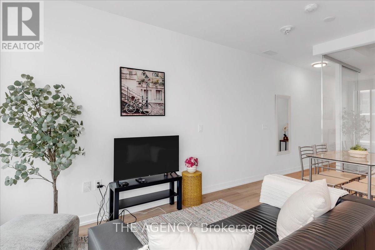 608 - 1195 The Queens Way, Toronto, Ontario  M8Z 0H1 - Photo 12 - W12215463