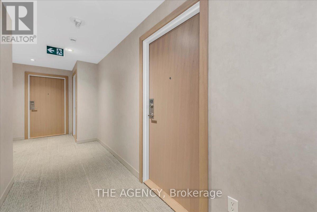 608 - 1195 The Queens Way, Toronto, Ontario  M8Z 0H1 - Photo 6 - W12215463