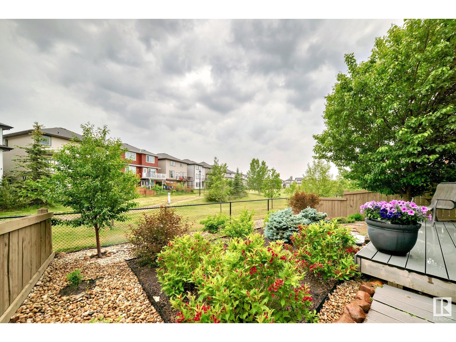 1141 HAYS DR NW, Edmonton, Alberta