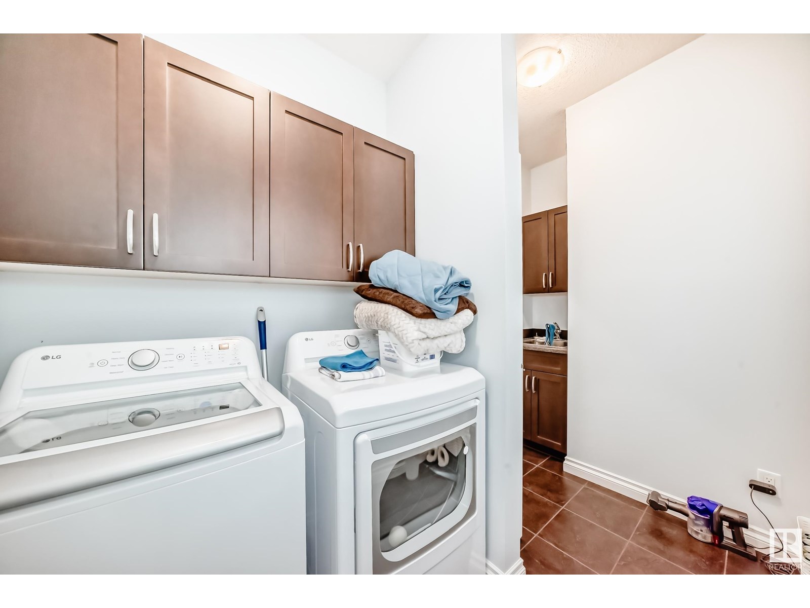 1141 Hays Dr Nw, Edmonton, Alberta  T6M 0M2 - Photo 17 - E4442136