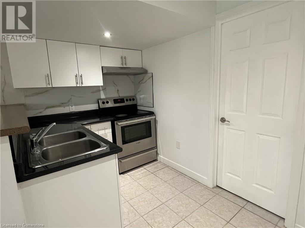 580 ACTIVA Avenue Unit# lower, kitchener, Ontario