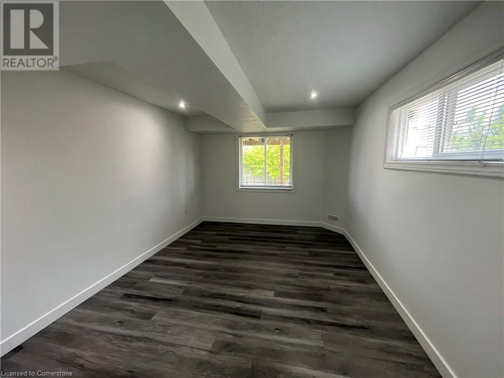 580 Activa Avenue Unit# Lower, Kitchener, Ontario  N2E 4C3 - Photo 5 - 40740423