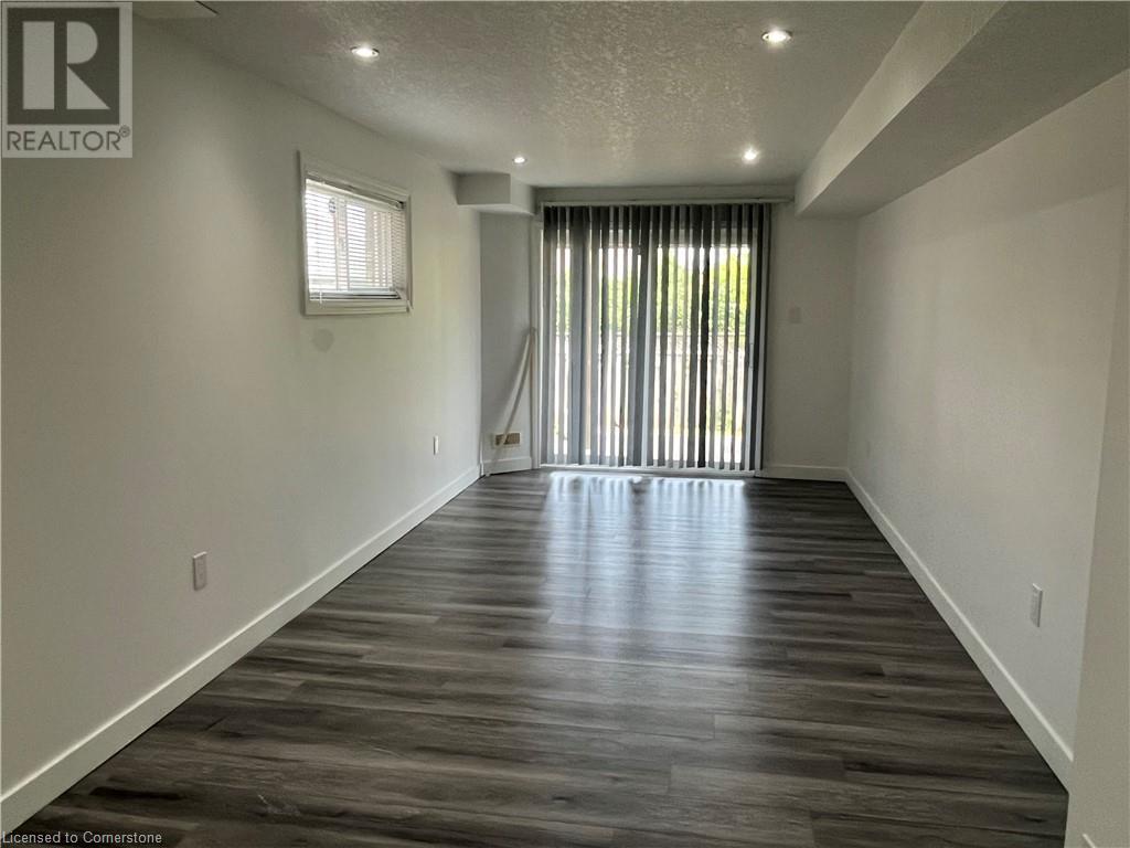 580 Activa Avenue Unit# Lower, Kitchener, Ontario  N2E 4C3 - Photo 4 - 40740423