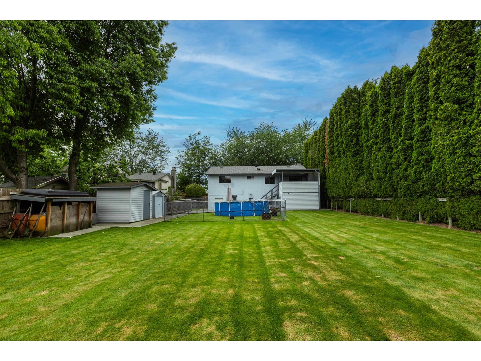 8942 139a Street, Surrey, British Columbia  V3V 7G5 - Photo 4 - R2972045
