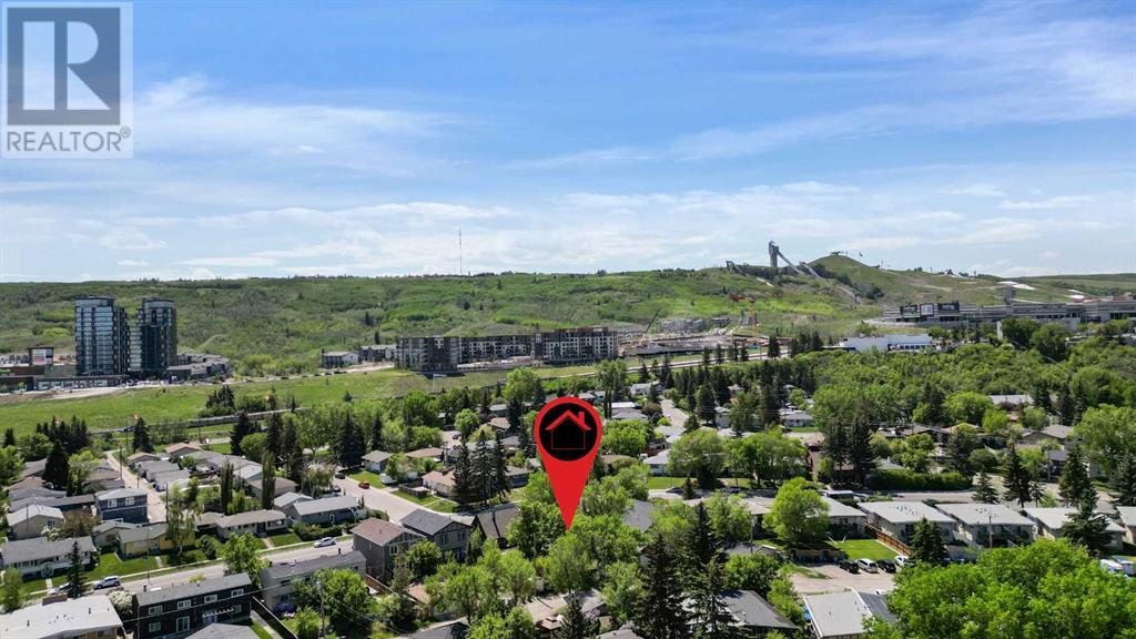 7616 34 Avenue Nw, Calgary, Alberta  T3B 1N6 - Photo 3 - A2227223