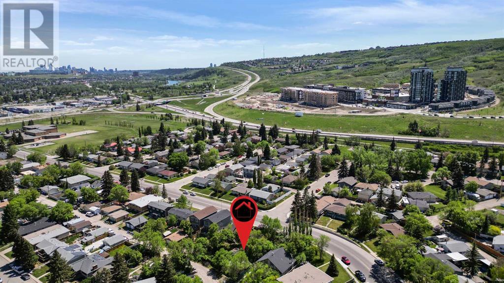 7616 34 Avenue Nw, Calgary, Alberta  T3B 1N6 - Photo 4 - A2227223