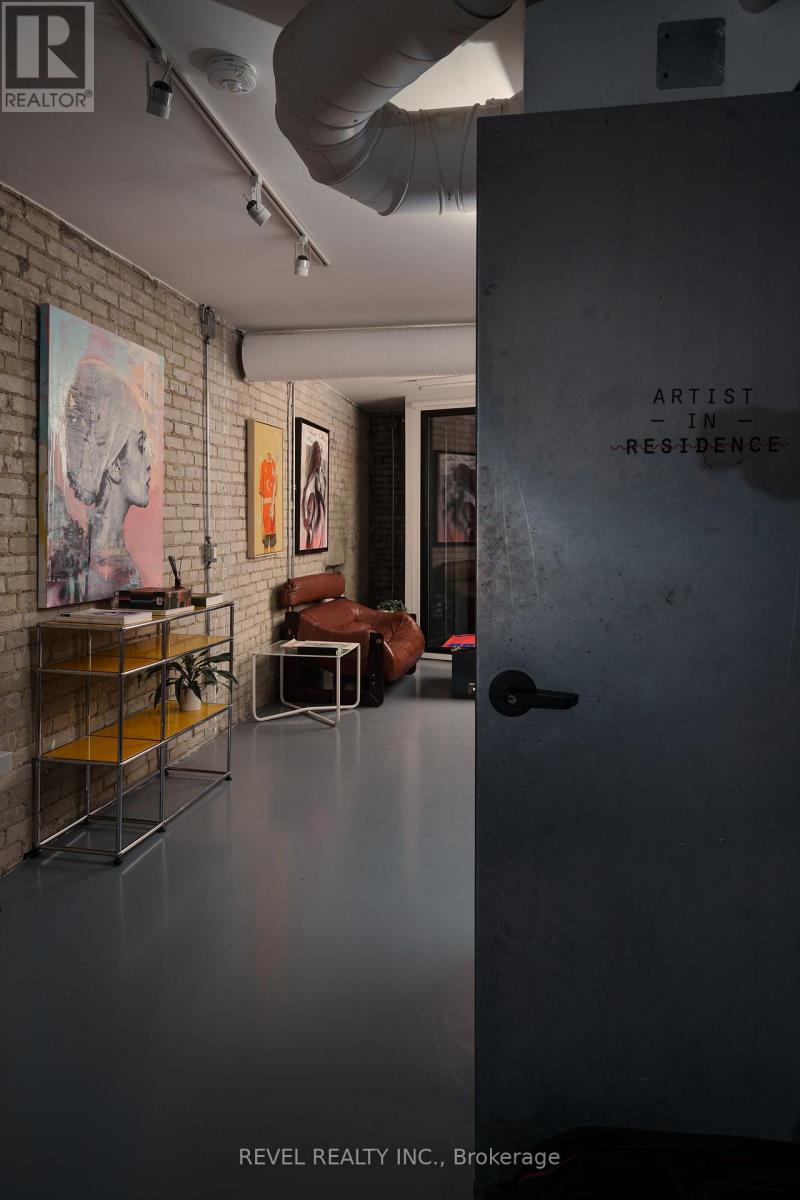 2nd - 1468 Dundas Street W, Toronto, Ontario  M6J 1Y6 - Photo 11 - C12217667