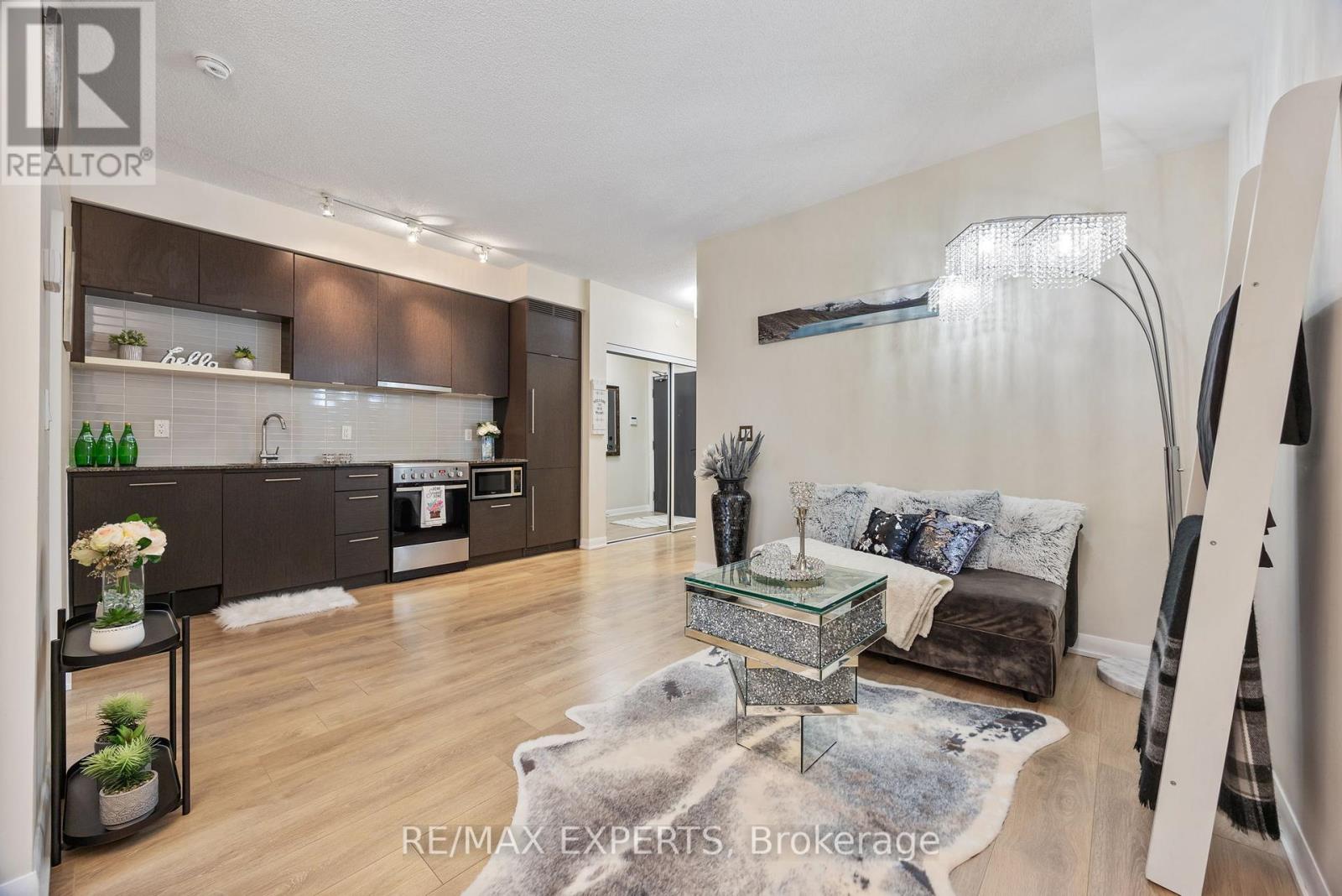 802 - 435 Richmond Street W, Toronto (Waterfront Communities), Ontario  M5V 0N3 - Photo 15 - C12217718