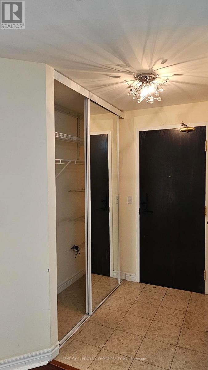 3701 - 23 Hollywood Avenue, Toronto, Ontario  M4L 2K4 - Photo 19 - C12217757