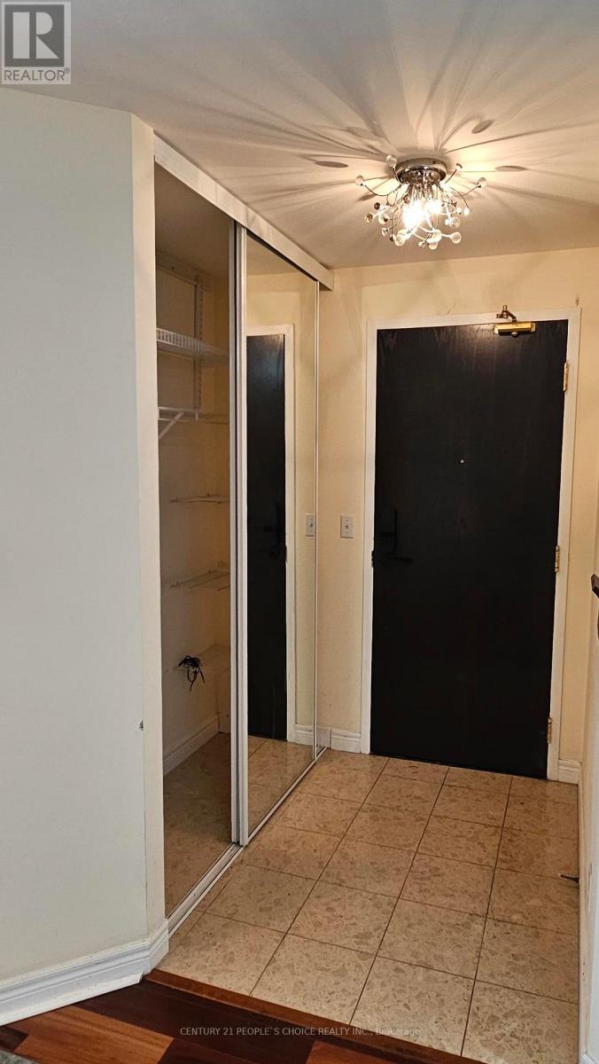 3701 - 23 Hollywood Avenue, Toronto, Ontario  M4L 2K4 - Photo 2 - C12217757