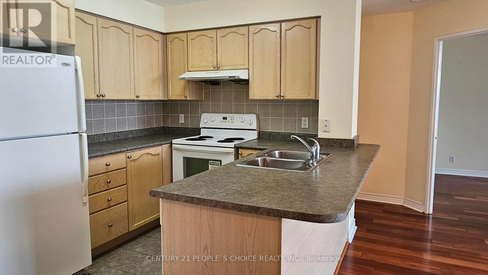 3701 - 23 Hollywood Avenue, Toronto, Ontario  M4L 2K4 - Photo 22 - C12217757