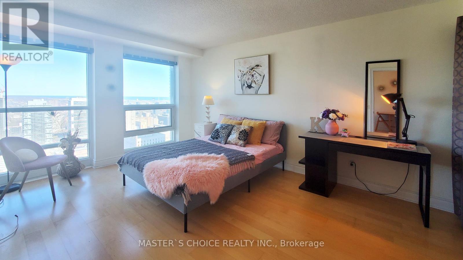 4204 - 763 BAY STREET E, Toronto, Ontario