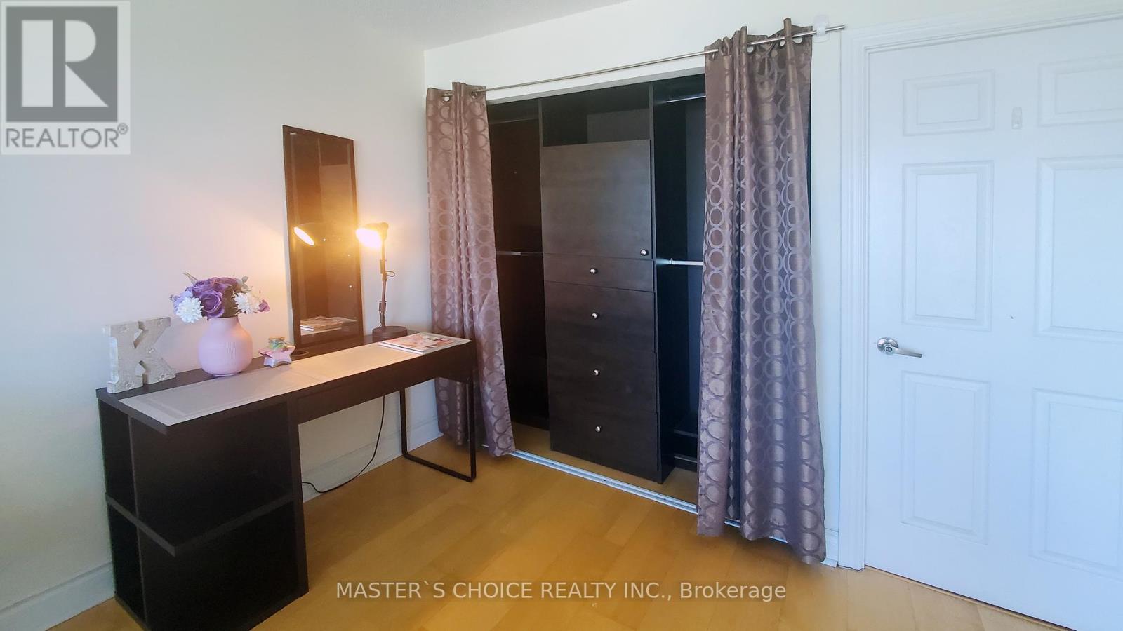 4204 - 763 Bay Street E, Toronto, Ontario  M5G 2R3 - Photo 6 - C12217761