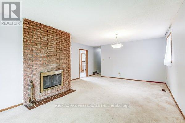 11 Shadbolt Court, Markham (Unionville), Ontario  L3R 1X3 - Photo 13 - N12217658