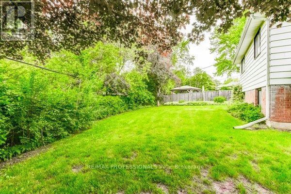 11 Shadbolt Court, Markham (Unionville), Ontario  L3R 1X3 - Photo 40 - N12217658